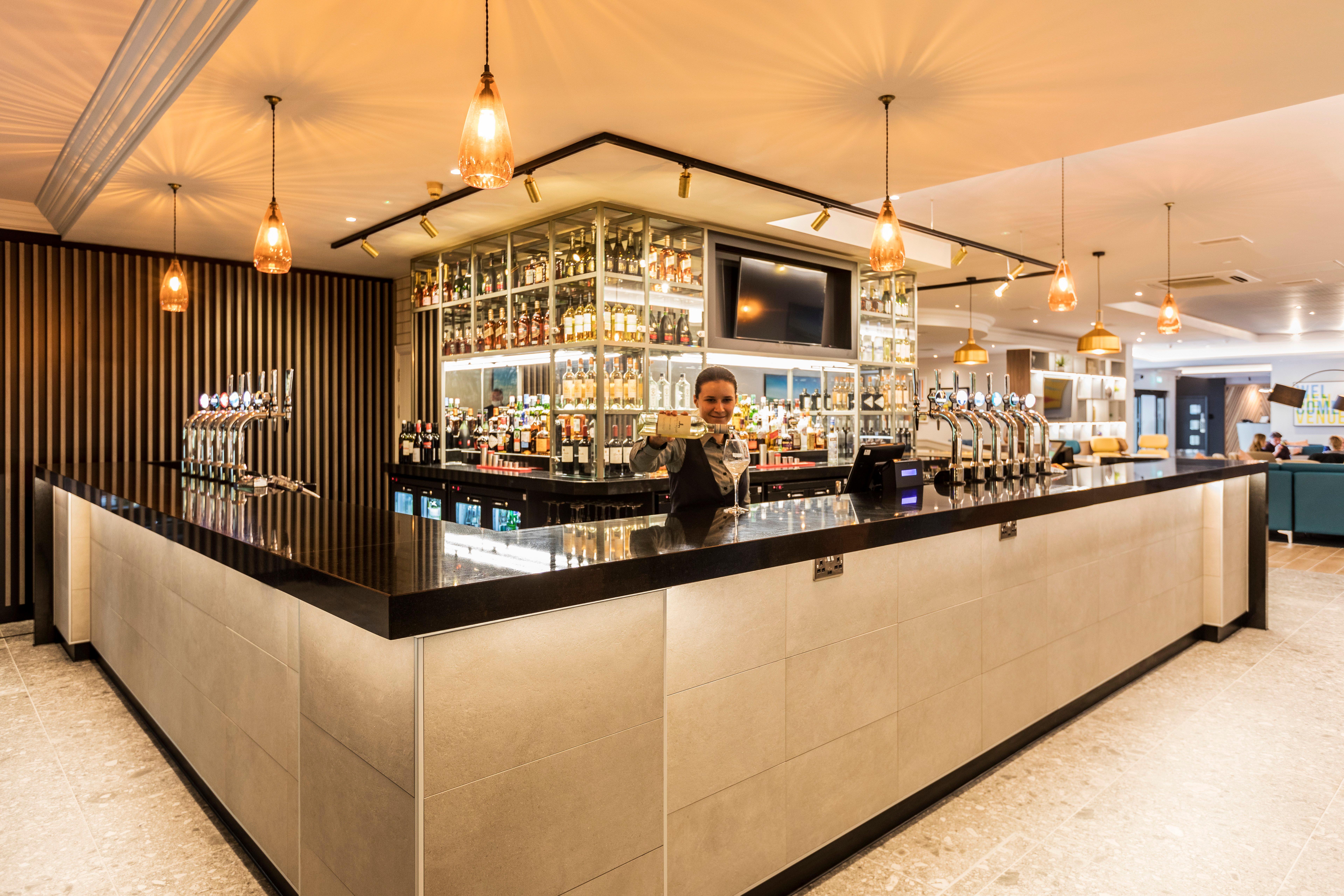 Holiday Inn Bristol Filton By Ihg Винтербоуне Экстерьер фото