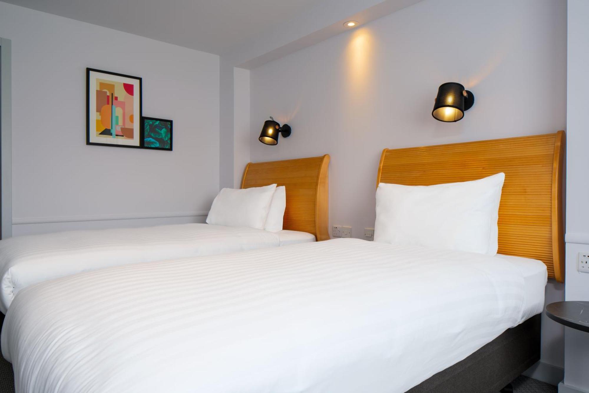 Holiday Inn Bristol Filton By Ihg Винтербоуне Экстерьер фото