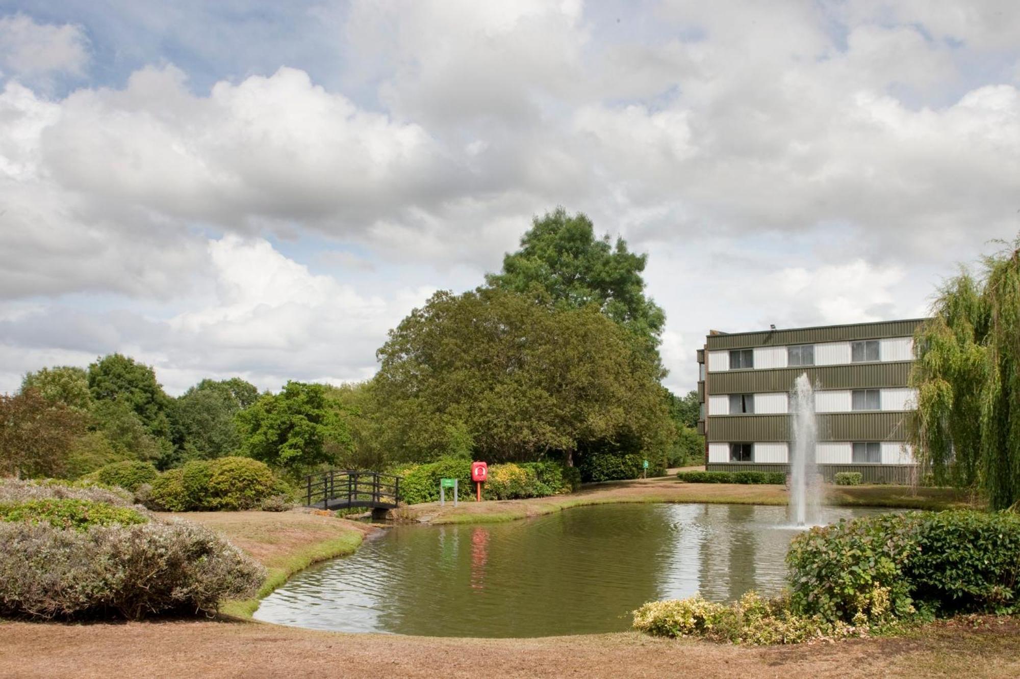 Holiday Inn Bristol Filton By Ihg Винтербоуне Экстерьер фото